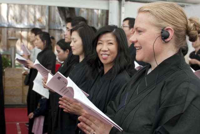 正授三皈五戒 Transmission of 3 Refuges & 5 Precepts