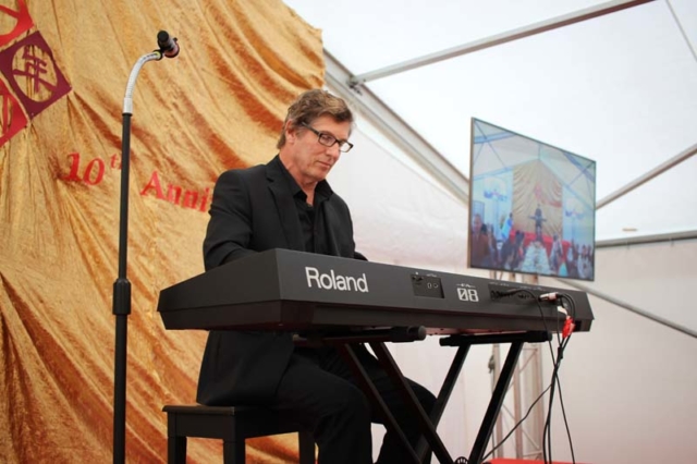 護法會齋僧晚宴 Meal Offering to the Sangha